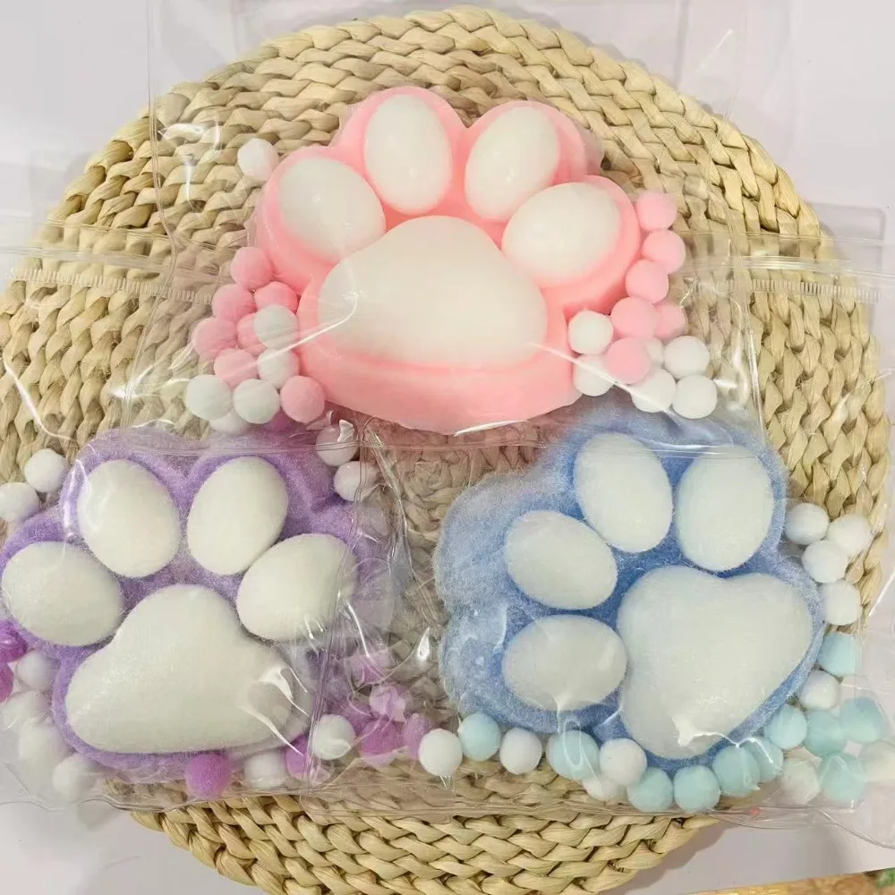 

Super Large Cat Paw Squeeze Toy Slow Rebound Silicone Cartoon Fidget Toy Handmade Colorful Cat Paw Pinch Toy Practical Jokes