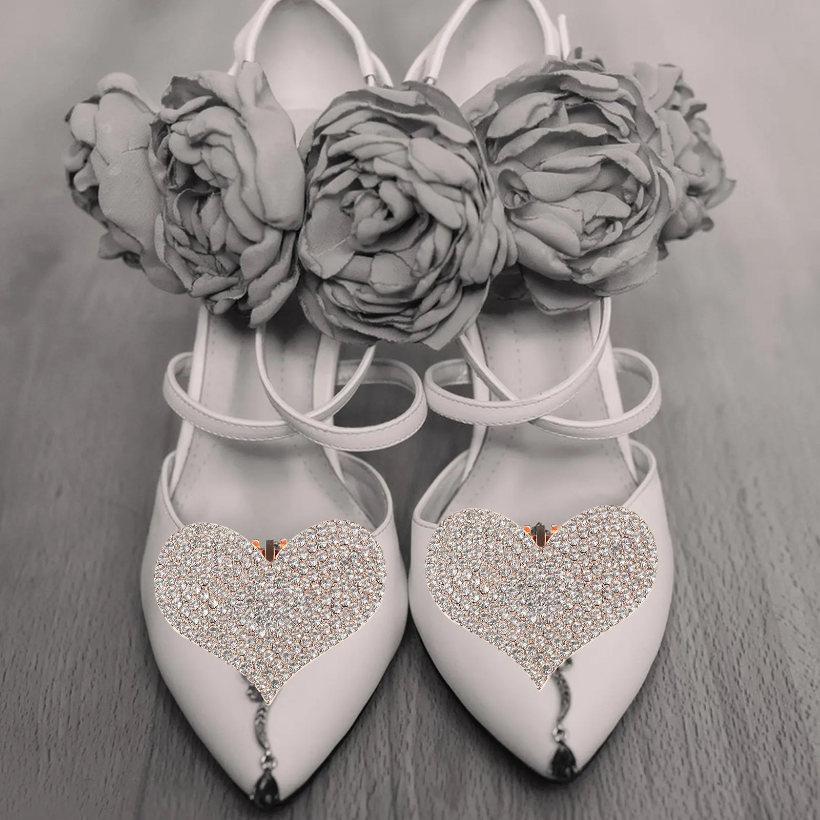 2Pcs Rhinestone Heart Shoe Clips Detachable Elegant Clips for High Heels Pumps Flats Shoe Jewelry Accessories Shoes High Heels