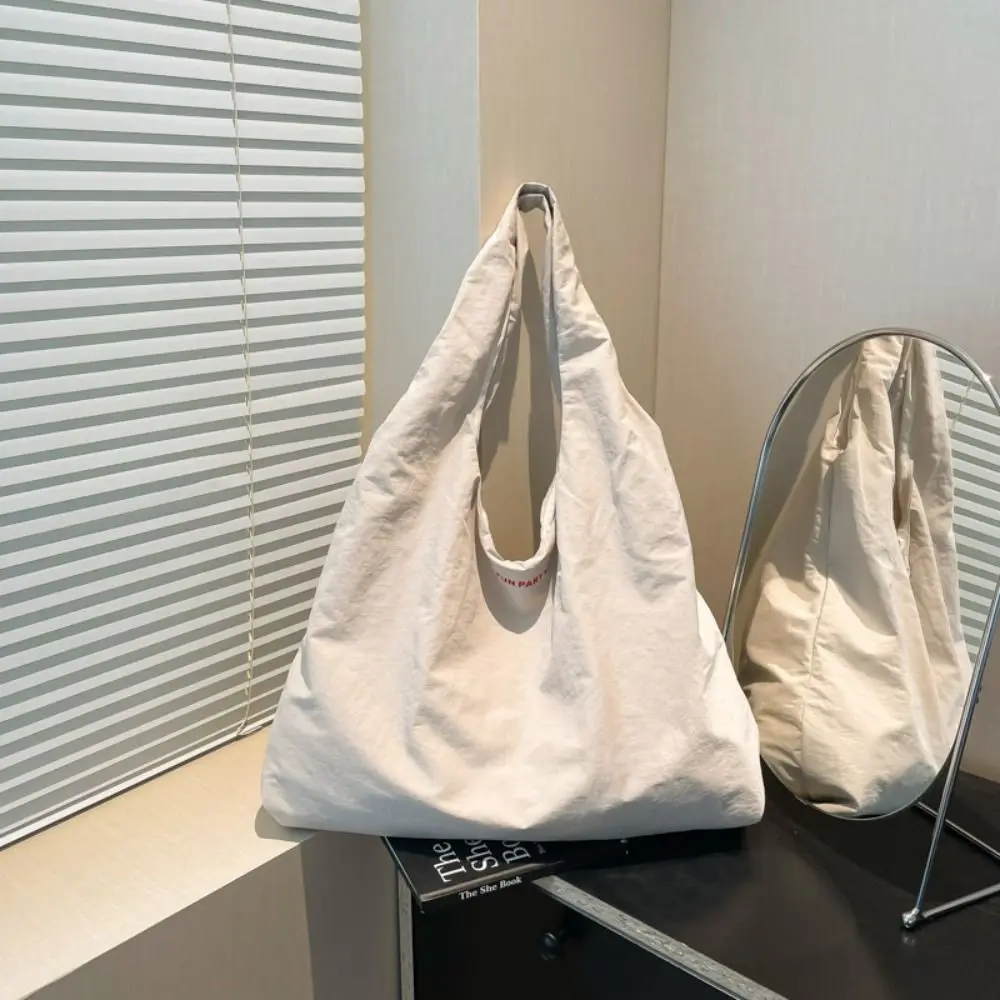 Candy Color Nylon Shoulder Bag Quick-dry Large Capacity Casual Tote Bag Korean Style Solid Color Japanese Style Shoulder Bag