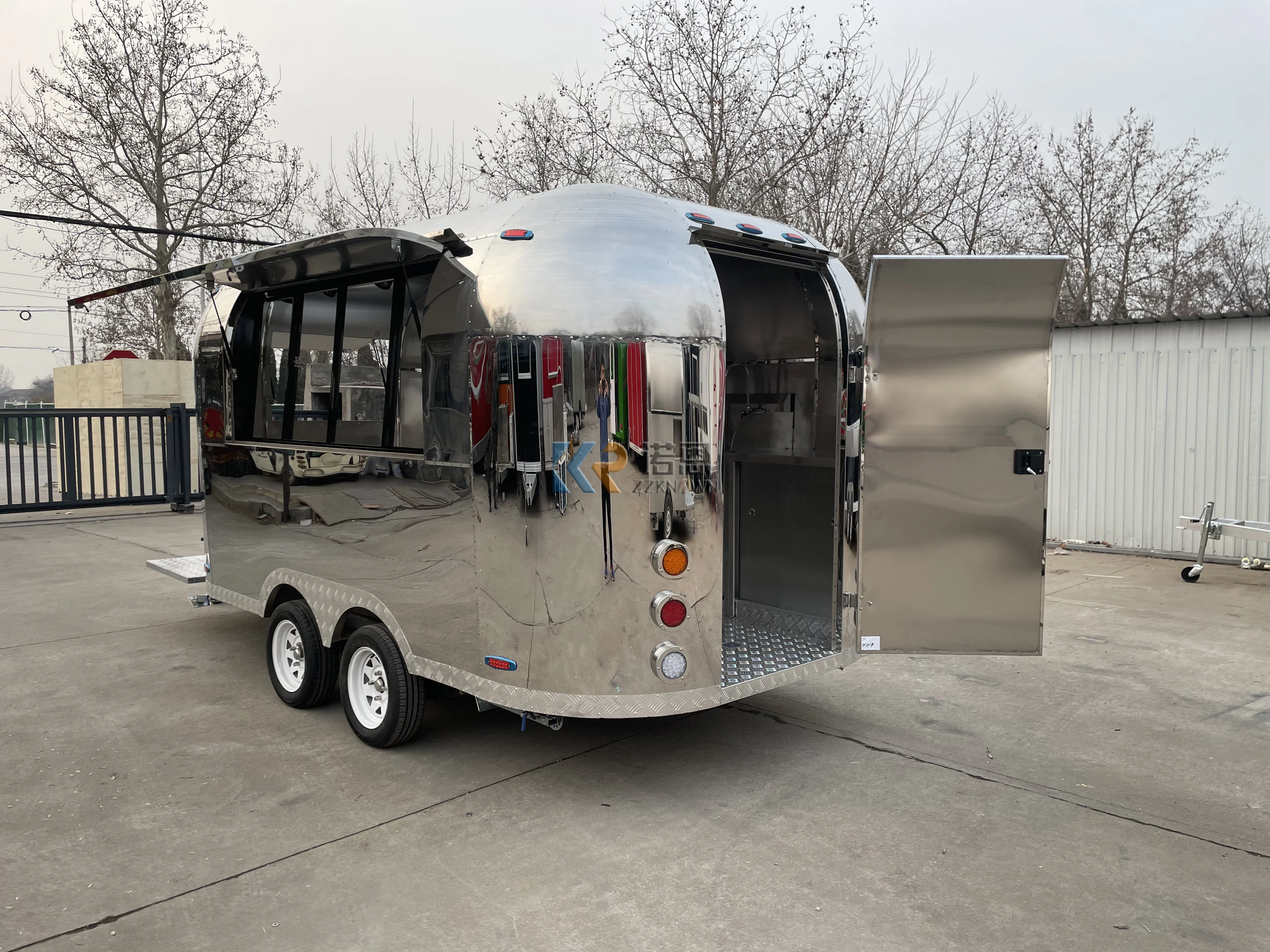

Stainless Steel Food Carts Deep Fryer Mobile Coffee Trailer Airstream Pizza Hot Dog Customized Size Logo Food Truck