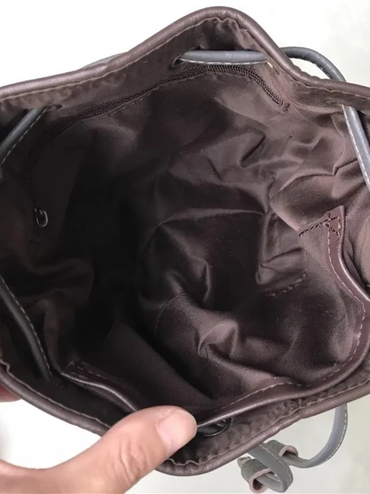 مصمم مختلط الألوان جلد طبيعي دلو حقيبة المرأة خمر عادية واحدة حقائب كروسبودي الرباط حقيبة ساعي الإناث