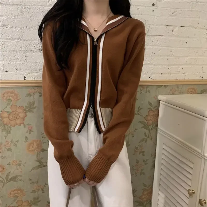 

Women's Knitted Cardigan Zipper 2023 Spring and Autumn Korean Short Women's Clothing Hooded Long Sleeved Fashion Sweater Tops