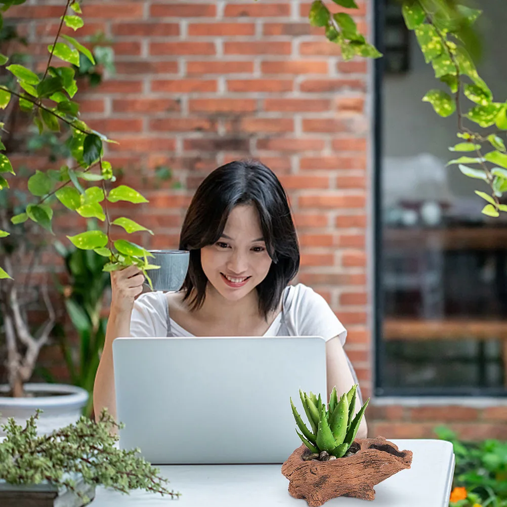 

Imitation Stump Flower Pot Concrete Fake Wood Planter For Garden Retro Planting Pot Decorative Concrete Stump Planter