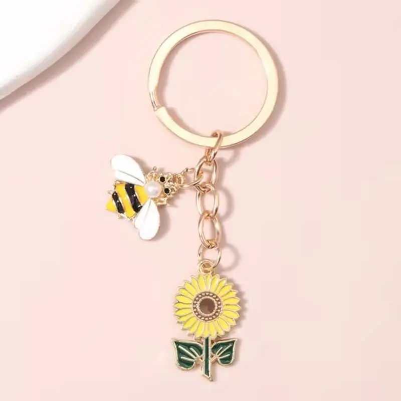 Lovely Enamel Keychain Sun Flower Honeycomb Bee Keychain Garden Keychain Handmade Jewelry for Friendship Between Men and Women