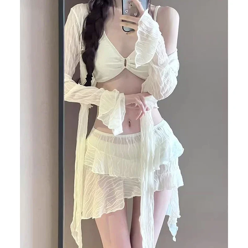شيك مجموعة البكيني المرأة الدانتيل يصل مضيئة كم سترة غير النظامية تنورة صغيرة سبليت بيكيني 2025 جديد شاطئ ثوب السباحة 4 قطعة مجموعات