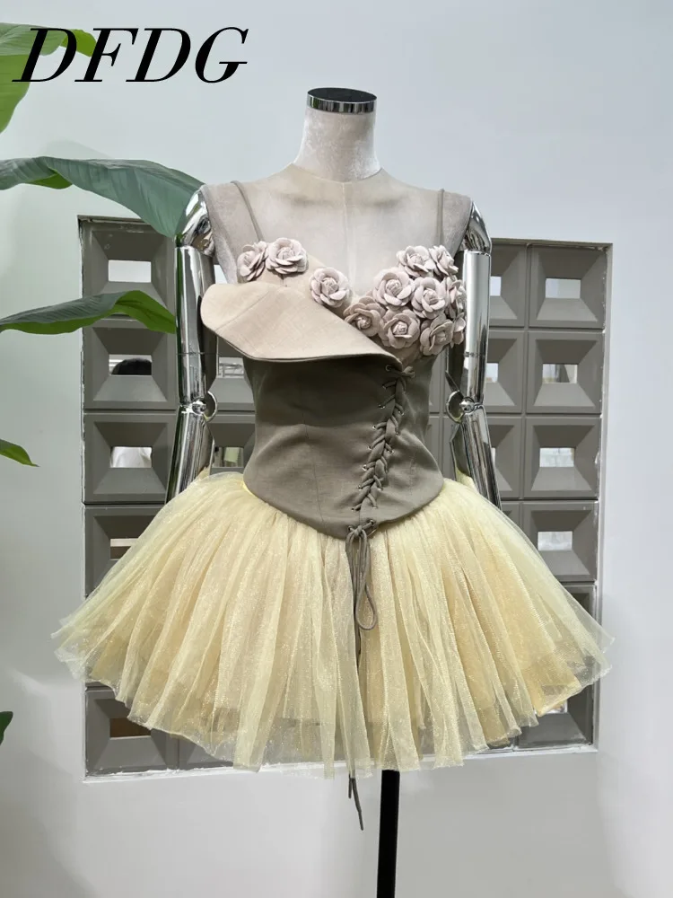 

DFDG 2025 Women’s 2 Piece Set Niche Design Color Block Chic Floral Lace-up Asymmetric Top Tulle Puff Skirt Spring Summer