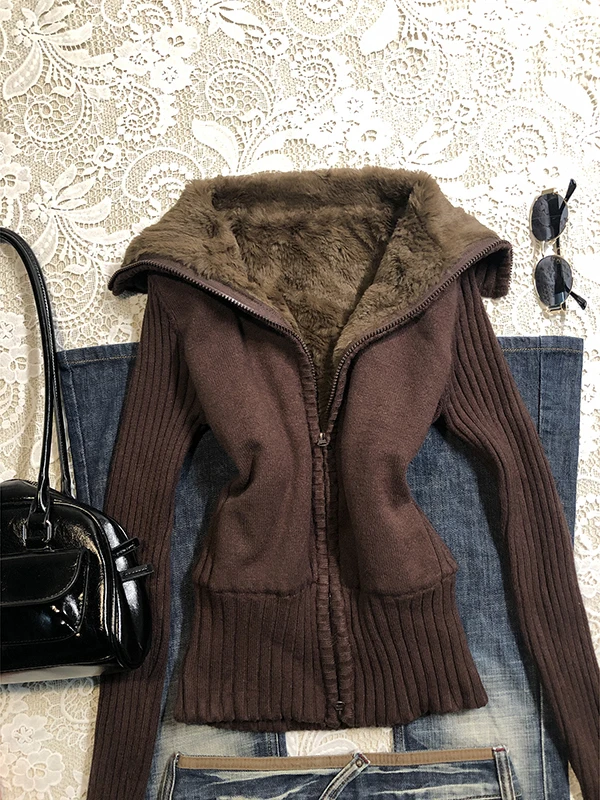 เสื้อสเวตเตอร์ผู้หญิงคอสูงบุซับใน ไซส์พลัส สำหรับฤดูใบไม้ร่วงและฤดูหนาว แฟชั่นลำลอง ระบายอากาศได้ดี มีซิป