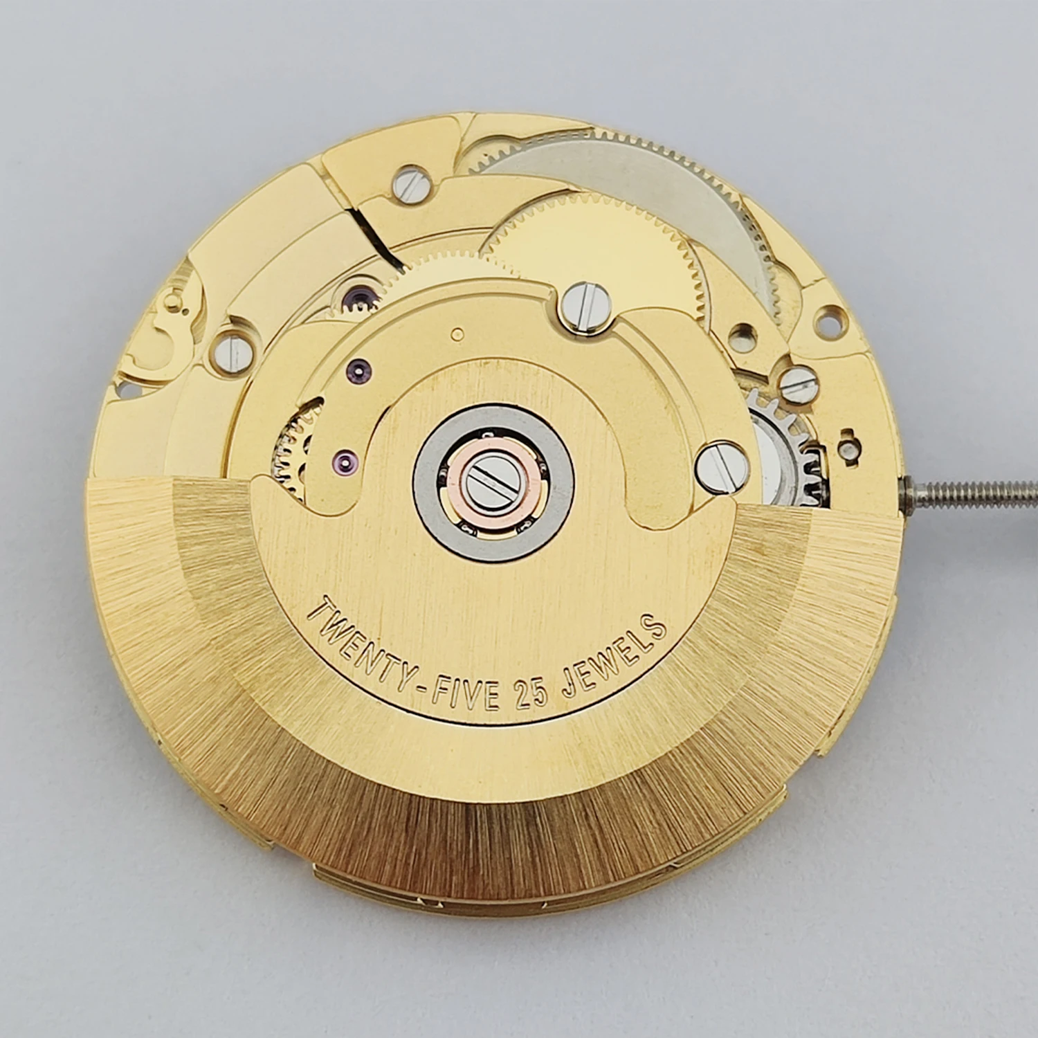 Movimento PT5000 Parti dell'orologio automatico Visualizzazione della data alle 3 25 gioielli Colore oro Rotore antiurto Accessorio inciso Commercio all'ingrosso