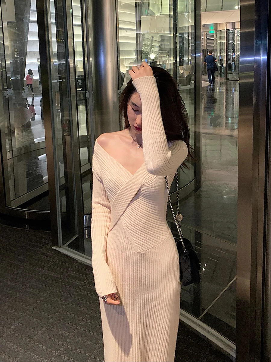 

Achi White V-Ne Cross Knitted Dr High Waist Slim Fit Long Sve Base Layer Skirt Wrap Bodycon Long Dr