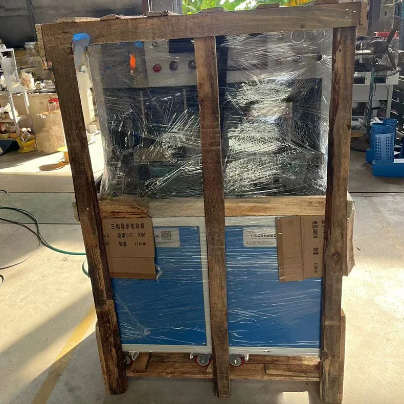 Intelligent last-fitting machine Computer last-fitting and tightening machine Shoe automatic