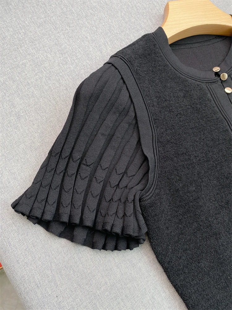 New 2024 High Quality Women Pleated Velvet Knit Short Dress O-Neck Buttons A-Line Elegant High Street Chic Stunning Fashion S