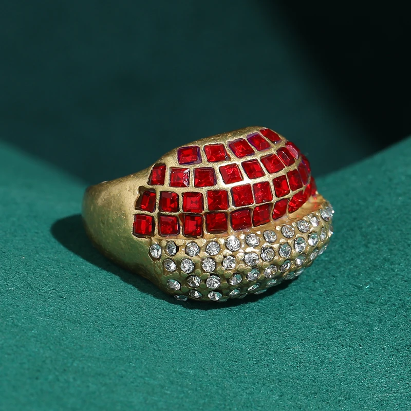 

Antique Gold Plated Red Crystal Rings White Rhinestones Unique Designer Retro Jewelry Luxury For Woman Festival 2026 New