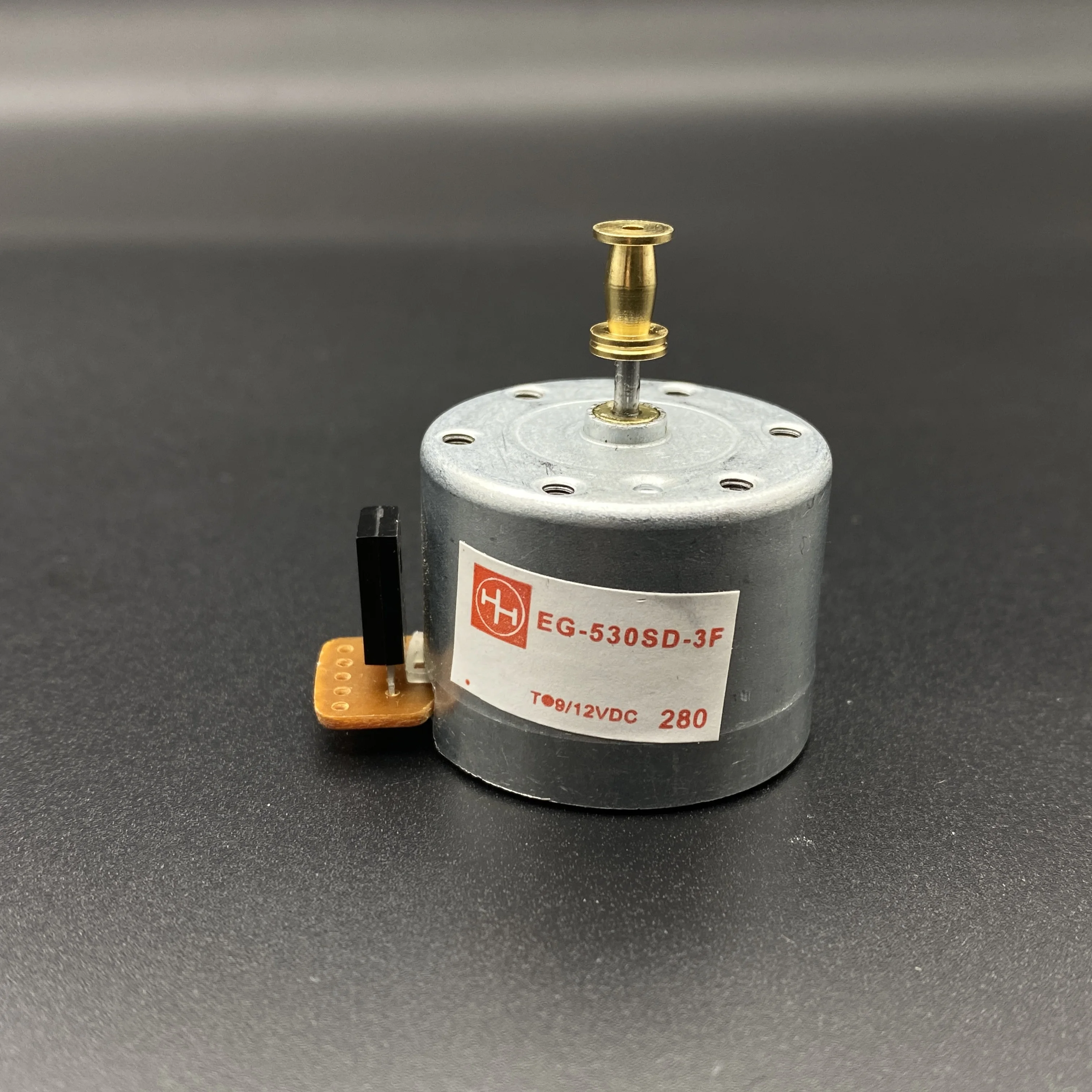 Motore Per Giradischi EG530SD-3F DC 5-12V | 3 Velocità 33/45/78 RPM | In Metallo Con Manicotto Rame | Per Giradischi Fai Da Te Motore Per Giradischi EG530SD-3F DC 5-12V | 3 Velocità 33/45/78 RPM | In Metallo Con Manicotto Rame | Per Giradischi Fai Da Te