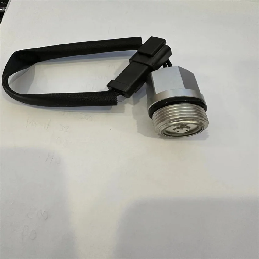 

1pcs 1647577 Pressure Switch for CAT excavator S17E1A 164-7577