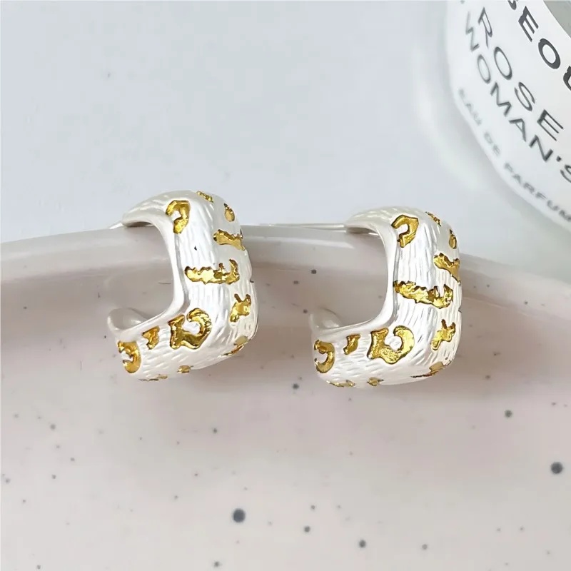 

Sam Panda 925 Sterling Silver Lava Geometry Earrings for Women Cute Texture Fresh Trend Exquisite Elegant Jewelry Gift Dropship