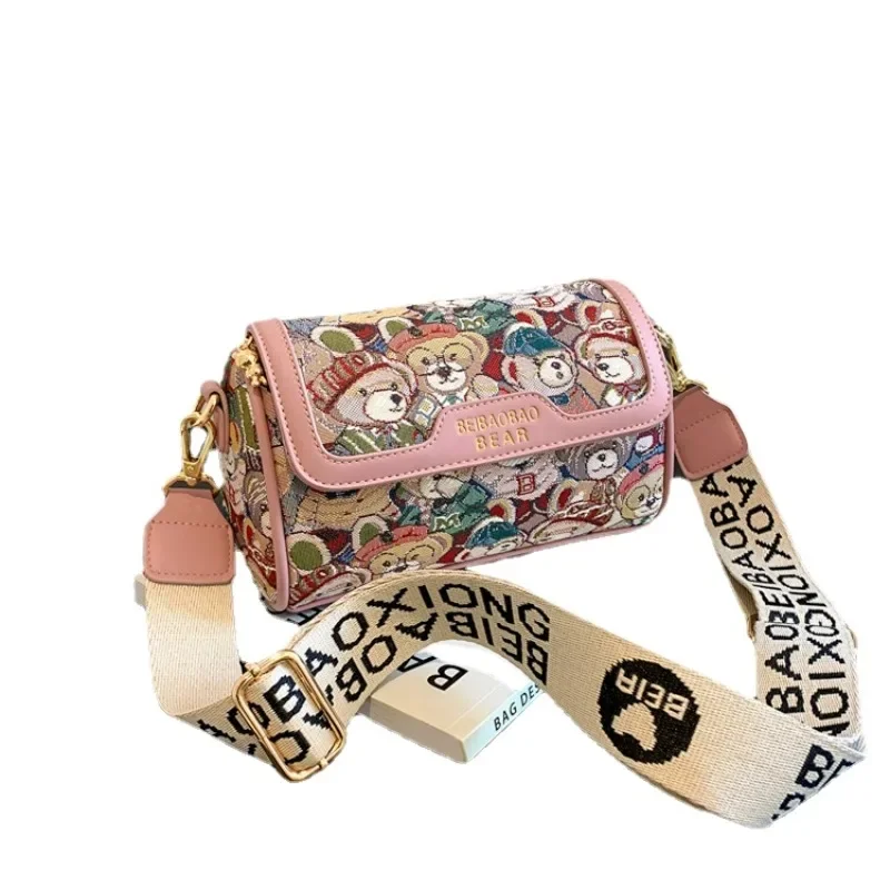 2024 Modetrend Nieuwe Damestas Nicheontwerp Origineel Cartoon Beer Schoudertas Western Styleexquise Veelzijdige Crossbody Tas