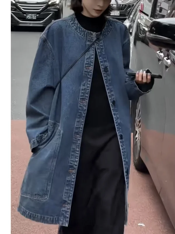 

Ретро джинсовая куртка свободного кроя средней длины с длинными рукавами, повседневная, в студенческом стиле, женская, больших размеров, верхняя одежда, осень 2025, модная