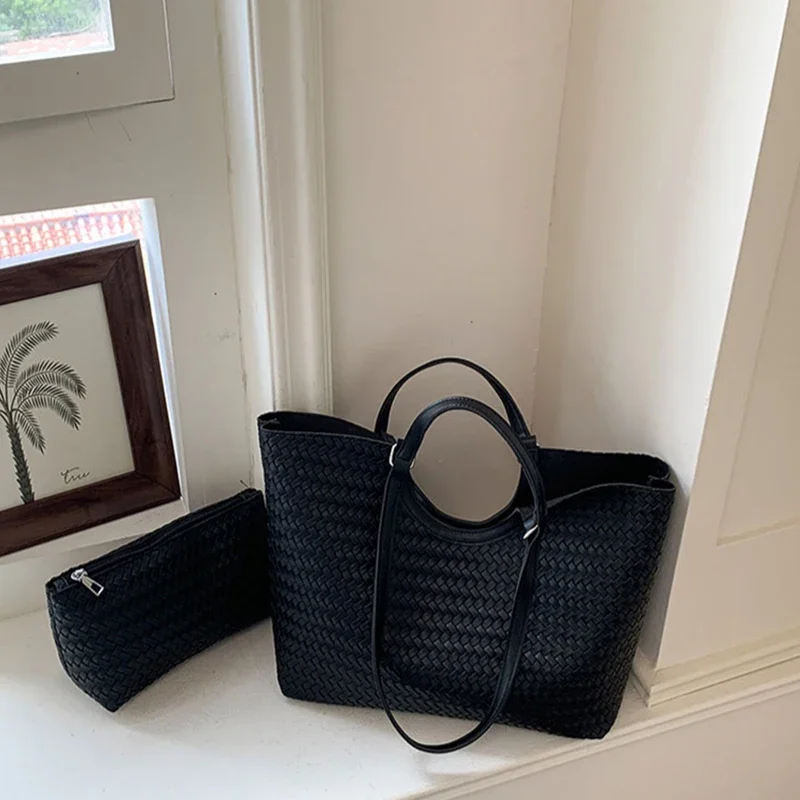 Koreanische Rattan-Geflecht-Umhängetasche, Große Kapazität Damen-Tragetasche, Sommerliche Lässige Einfache Urlaubs-Strand-Pendler-Handtasche – Detail 18
