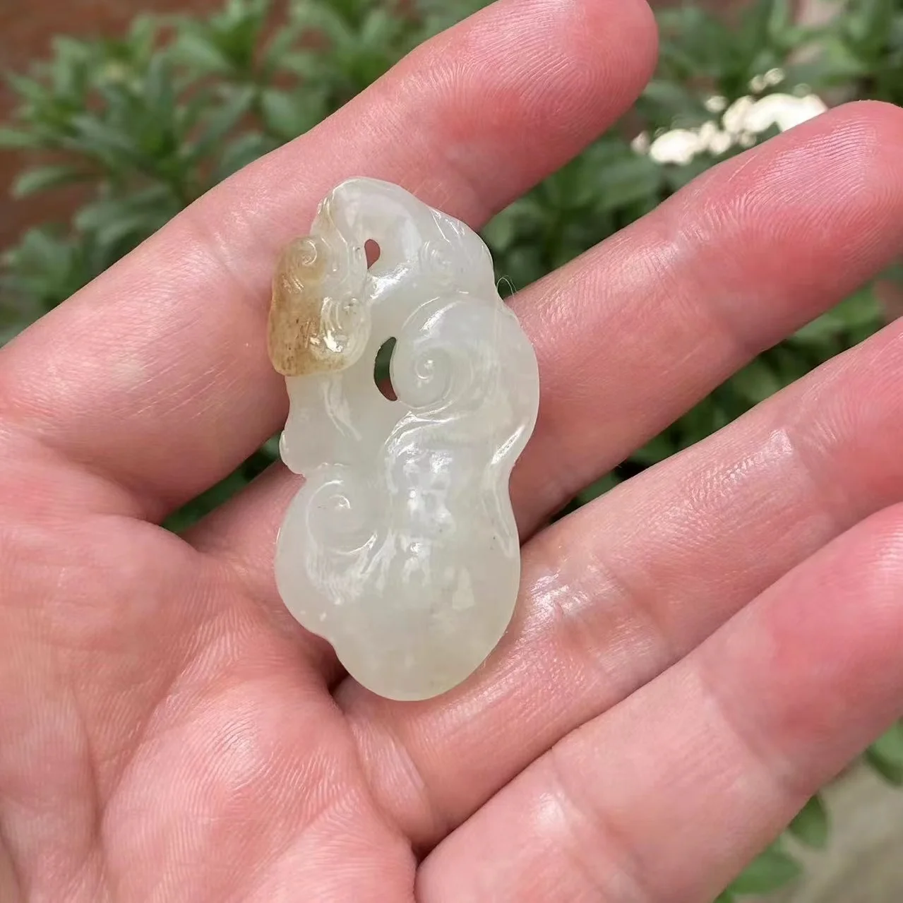 Natural 100% real white hetian jade pendant necklace Carving Cloud pattern pendants Gifts for men and women jewelry Bless peace