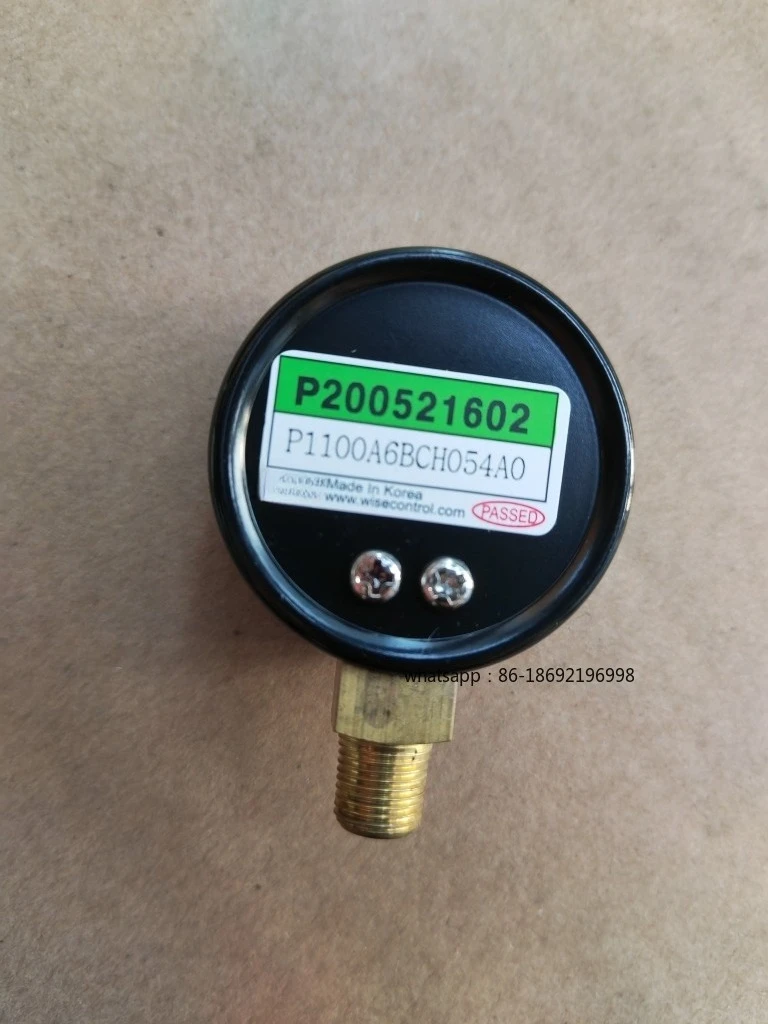 

Манометр P1100A6BCH054A0, диаметр манометра 44,5 мм. Нить М10.