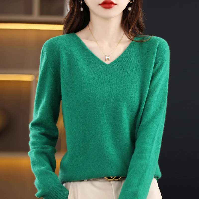 100% Australian wool V-neck women's sweater comfortable, soft and solid color one long sleeve sweater 201