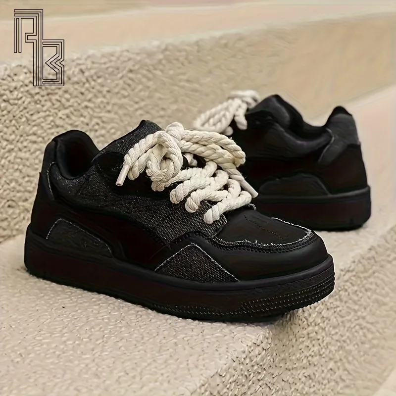 

Bread Shoes for Couples, Fashionable, Casual, Versatile, Height Increasing Thick Soled Small Black Shoes