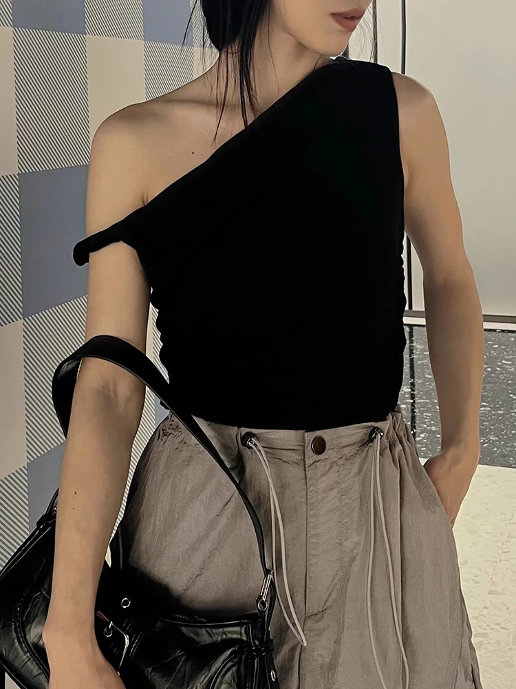 Summer New Solid Color Single Shoulder Slant Collar Fold Asymmetric Sexy Slimming Top