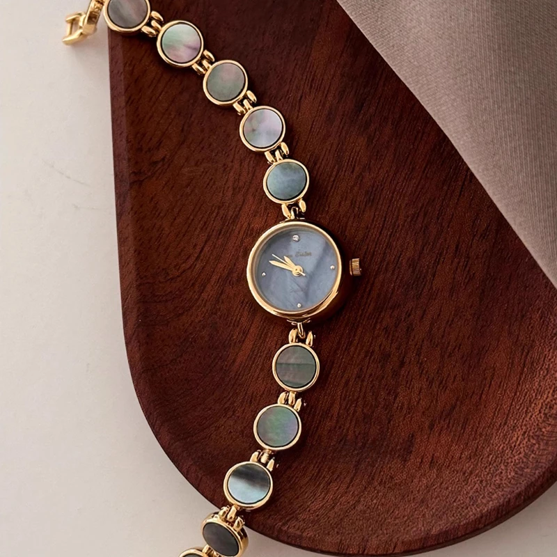 Women's Quartz Watch Luxury Diamond Bracelet Small Wristlet Bracelet Vintage Clock for Ladies Birthday Gift