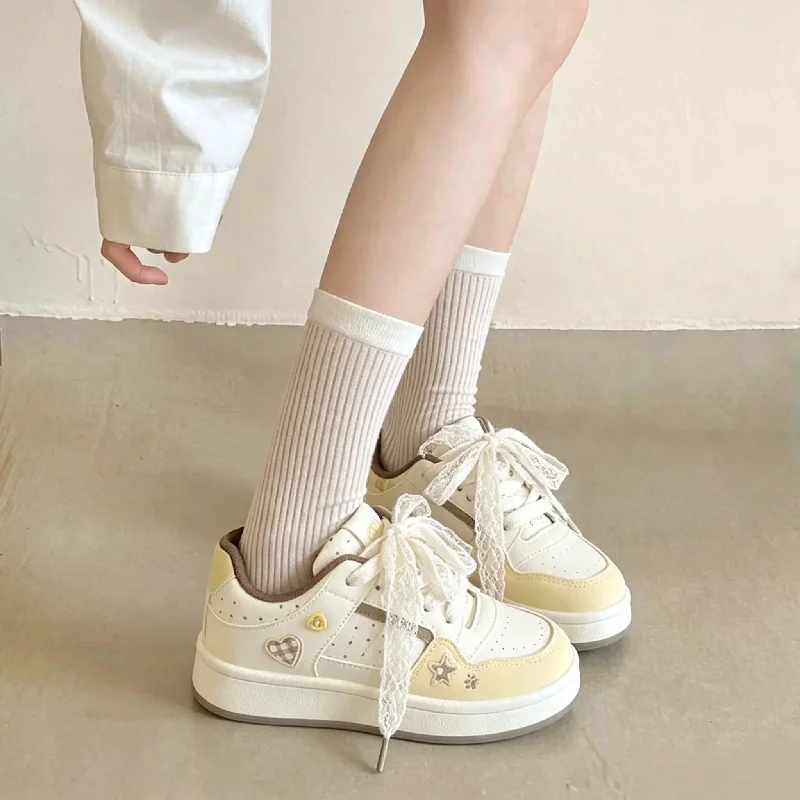Korean casual sneakers 2026 autumn new platform small white shoes trendy fashion versatile sports casual shoes for external wear