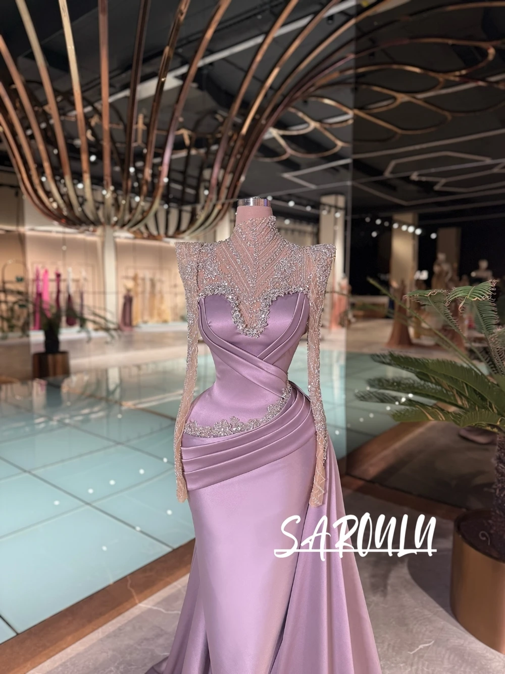 

Lavender Satin Evening Dress 2026 Luxury Rhinestone Beaded High Neck Long Sleeved Mermaid Formal Cocktail Gown For Party Prom