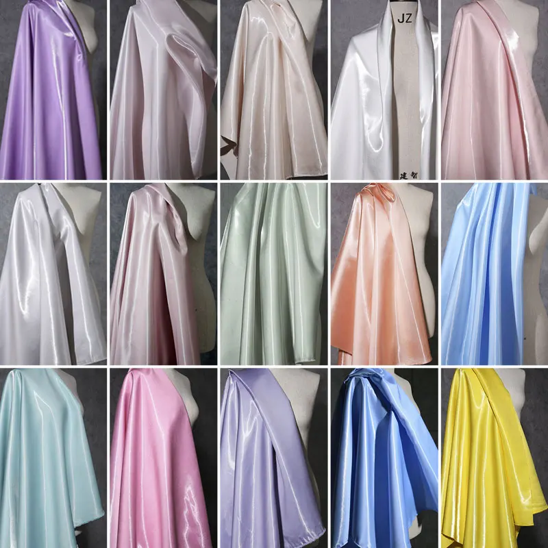 150cm Breite Luxus Glänzende Metallic Flüssigkeit Satin Stoff Galaxy Glänzenden Feinen Polyester Tuch für Mode Zeigen Kleid Komfort Material