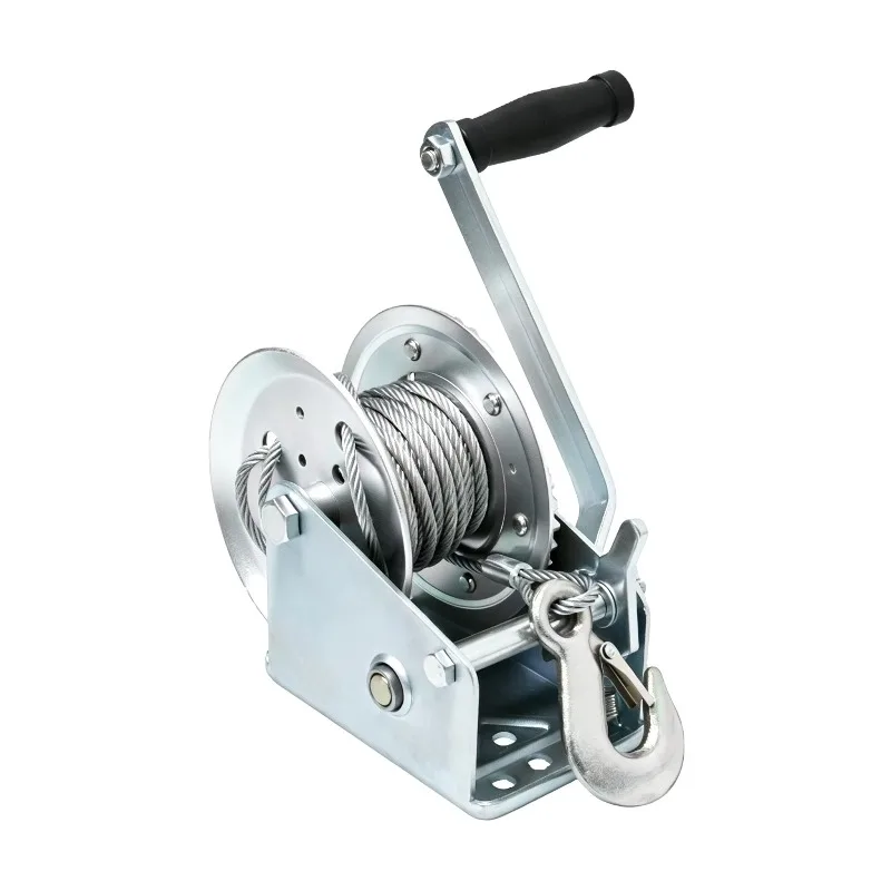 Heavy-duty marine winch with a pull force of 1200 pounds, used for ship trailer rescue