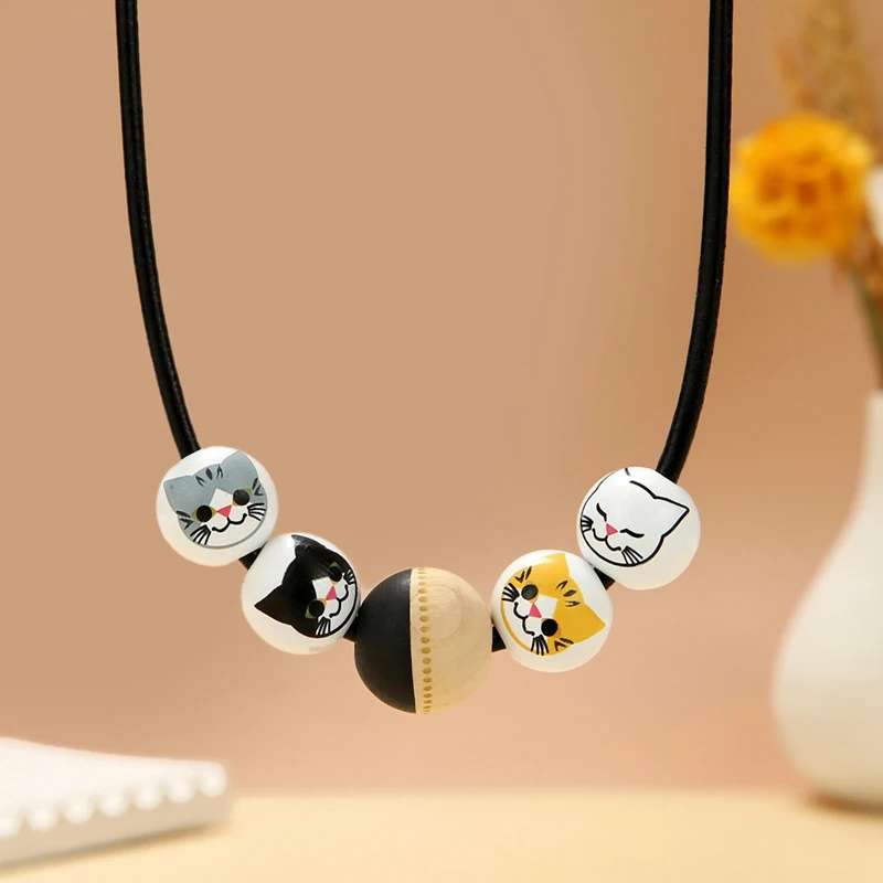 Cute Printing Cat Wood Beads Pendants Choker Necklaces for Women Vintage Handmade Beaded NecklaceJewelry