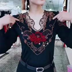 Women's Sexy Lace Patchwork Rhinestone Slim Elegant T-shirts Spring Korean Fashion V Neck Long Sleeve Pullover Basic Tops ZL815