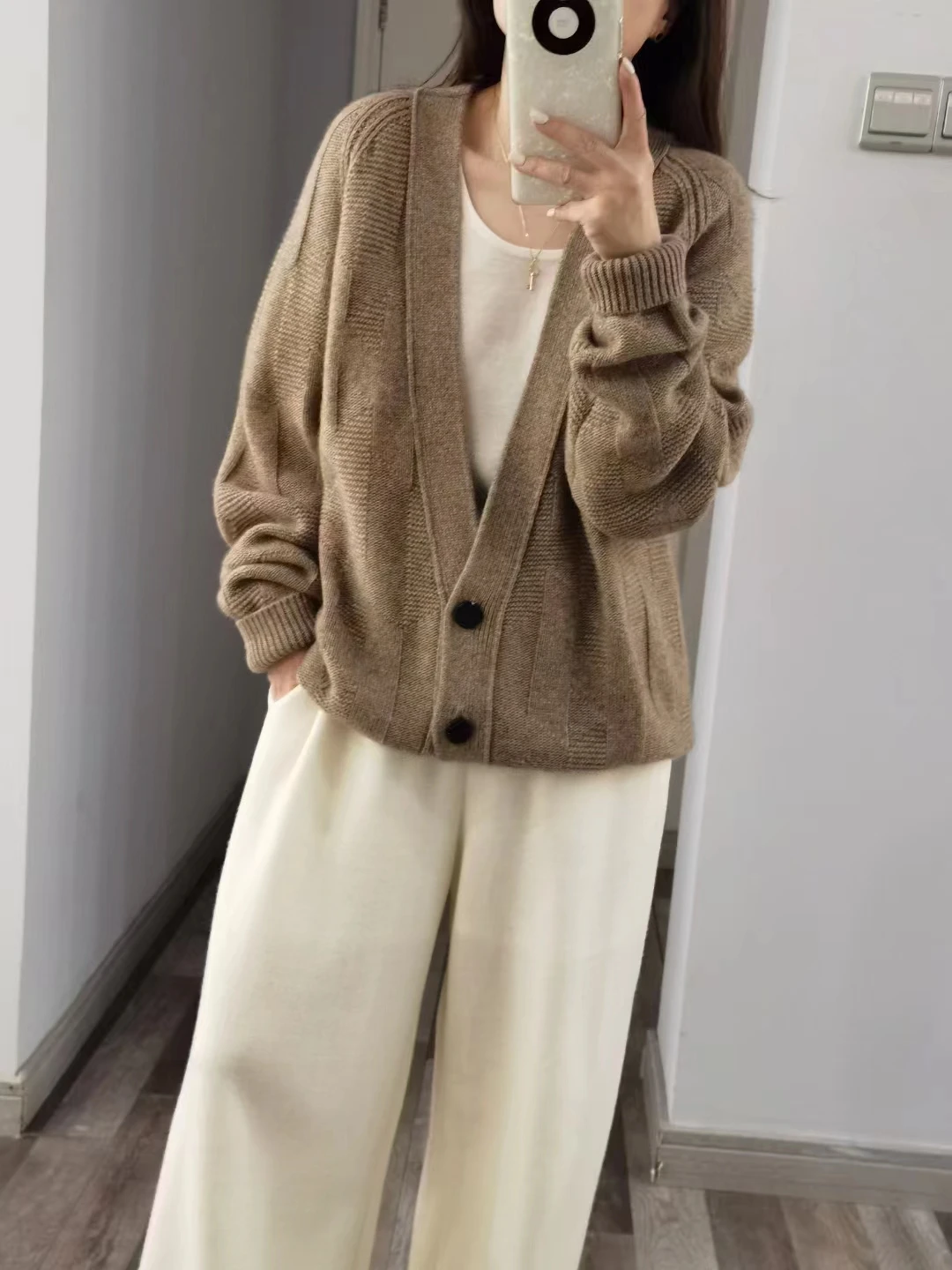 Women\'s Thick Cashmere Sweater, V-Neck, Loose, Lazy Wind, Cardigan, Knitted Coat, European Goods, Autumn and Winter