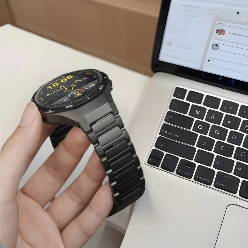 Cinturino in titanio di lusso No Gaps per Huawei Watch GT 5 Pro Bracciale in metallo per Huawei Watch GT5 Pro Cinturino per orologio specializzato