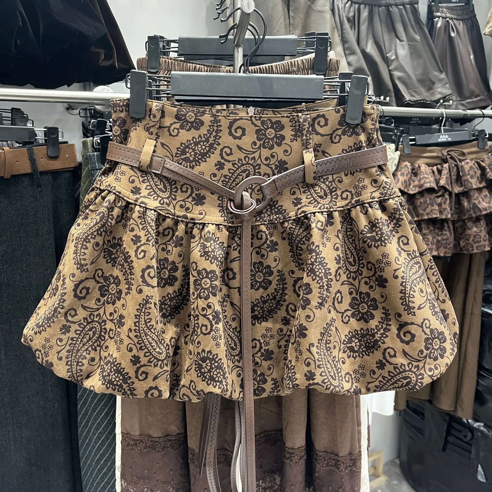 New High-waisted Printed Skirt Women's Fashion Retro A-shaped Hip Skirt