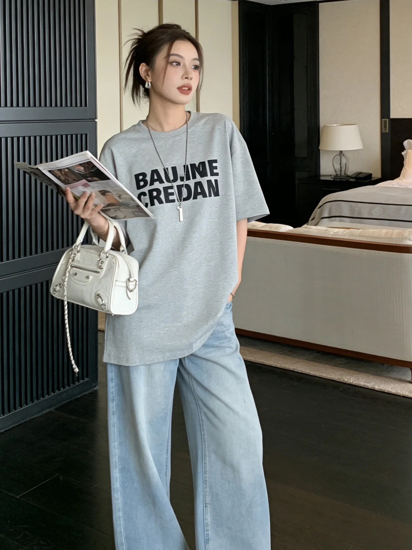 

Женские джинсы с высокой талией и широкими штанинами, новинка весенней коллекции, мягкие, универсальные, повседневные, в корейском стиле, однотонные, на все сезоны