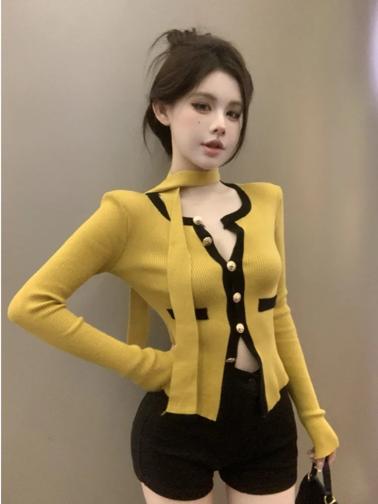 

Women's Knitted Button-Up Base Shirt Autumn Winter Outfit Top Korean Style Commute Fashion Inner Wear Outer Wear