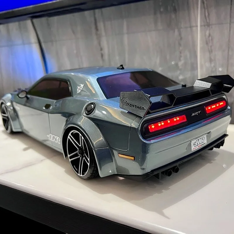 Hnr H9802 1/10 Srt voiture télécommandée quatre roues motrices sans brosse haute vitesse voiture plate dérive adulte enfants jouet voiture cadeau de noël