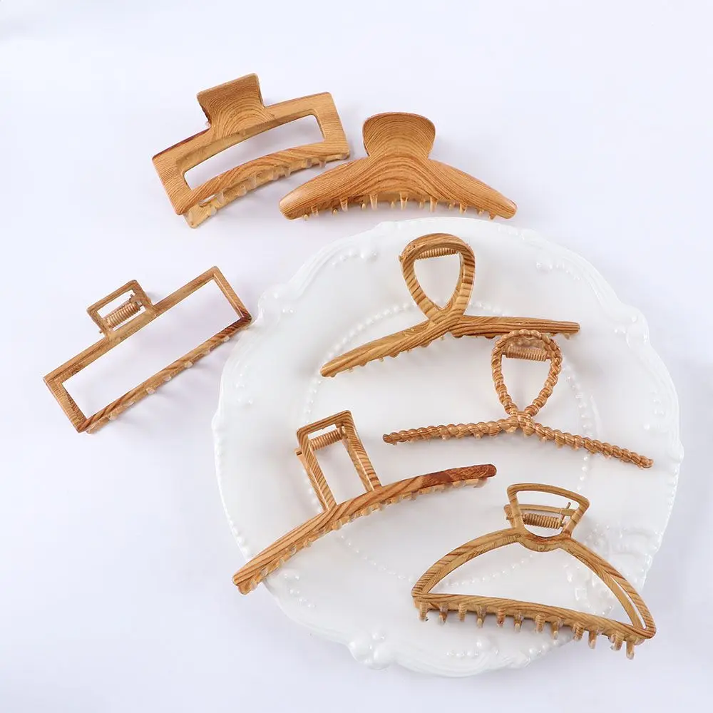 

Design Geometric Wood Color Temperament Women Hair Accessories Wood Grain Hair Claws Korean Style Hair Claw Shark Grab Clip
