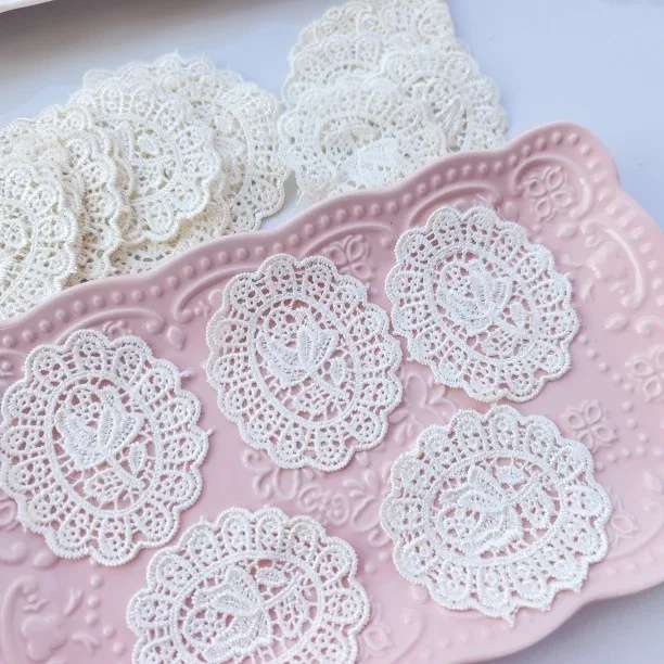 5 Pcs 6.6CM Wide Off White Ellipse Mesh Embroidered Flower Patches for Clothes Sew on Party Dress Applique Coaster Sewing Crafts