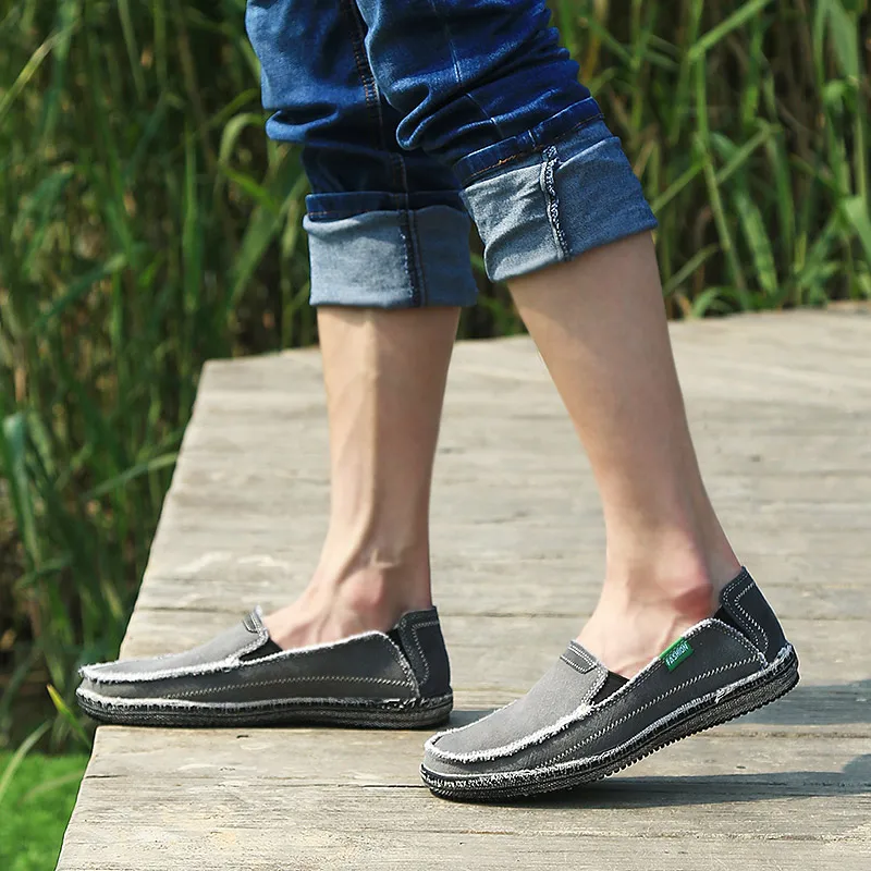 High Quality Casual Jeans Canvas Casual Shoes Slip On Men Fashion Flats Loafer New Arrival Low Price Mens Breathable