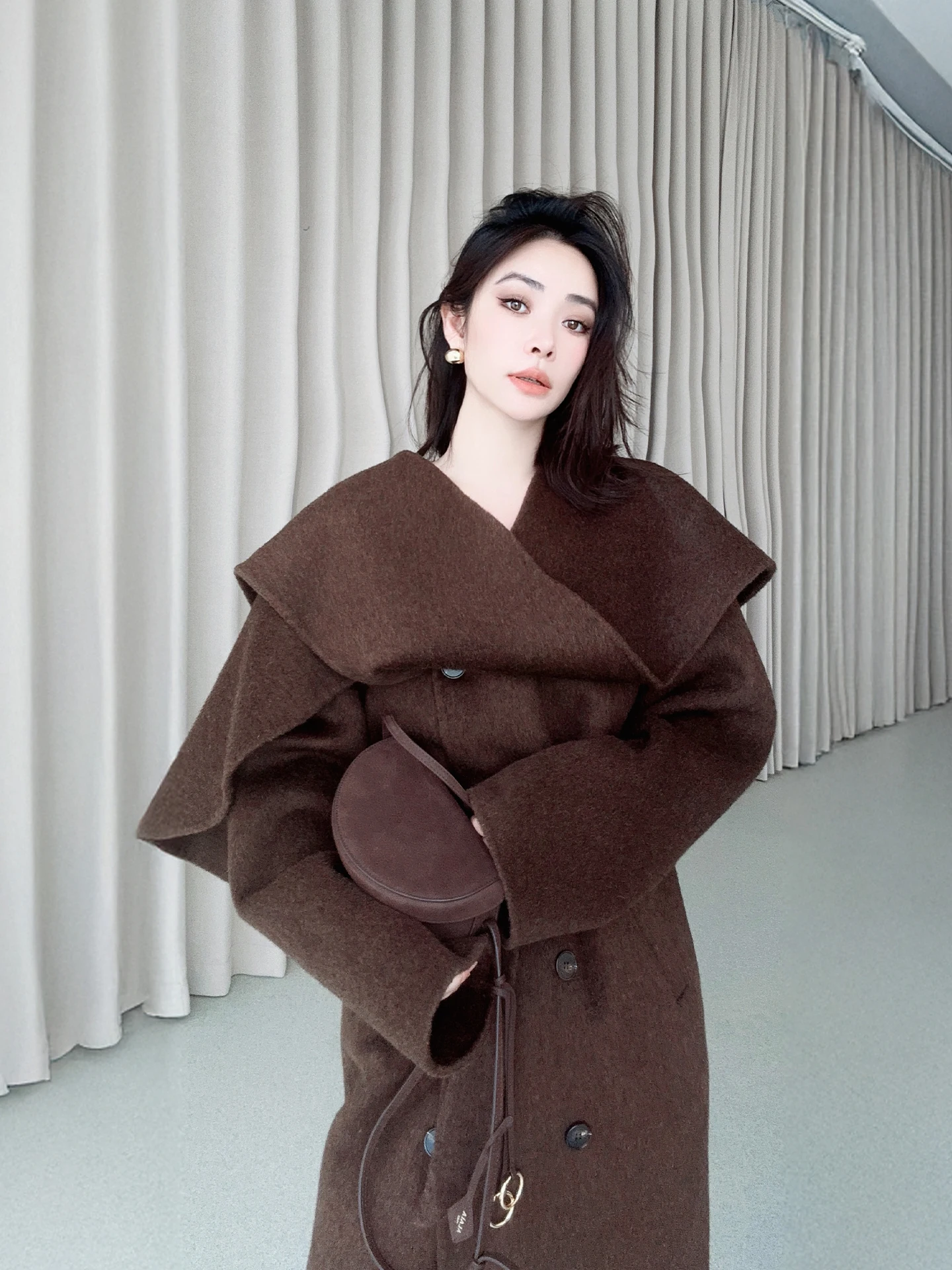 

Шерстяное пальто Ele цвета глубокого кофе с большим воротником, приталенное, средней длины, осенне-зимняя женская модная верхняя одежда