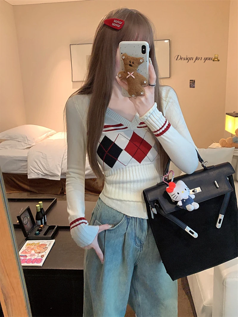 

Модный женский трикотажный свитер с V-образным вырезом, облегающий, для ношения под одеждой, весенняя новинка, с ромбовидным узором, топ Ci Walk