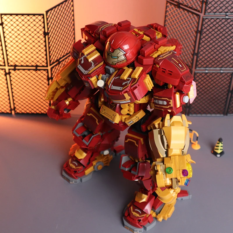 Blocs de construction de super-héros MOC, 2000 + pièces, briques Iron Man, figurines d'ornement Marvel, jouets DIY, cadeaux de noël pour enfants garçons adultes