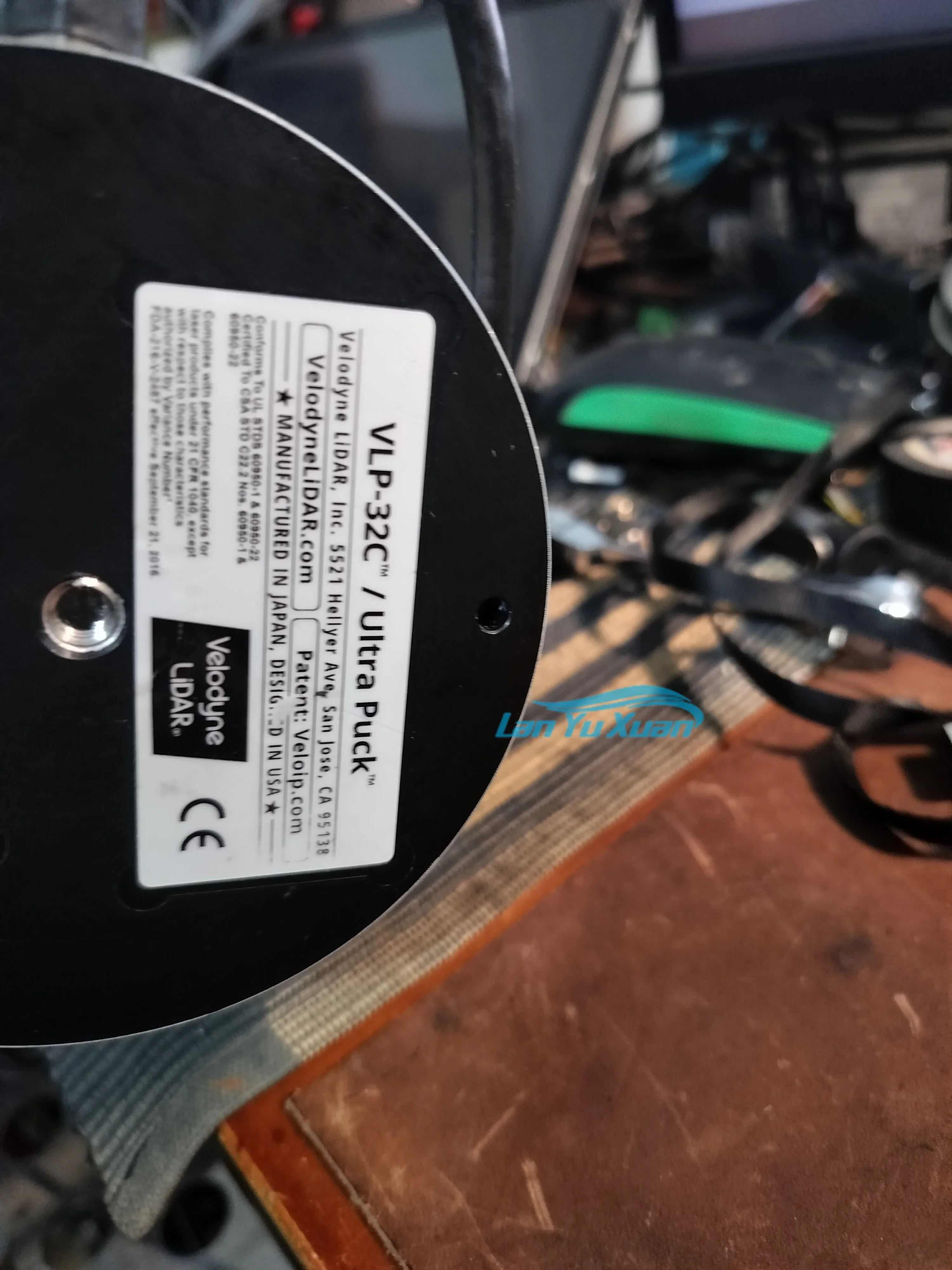 Velodyne Li-DAR VLP-32 de 32 linhas