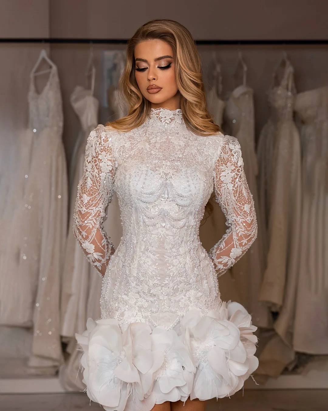 Customized Fashion Wedding Mini Dress High Collar Long Sleeve Pearls Sequins 3D Flowers Bridal Gowns Vestido De Novia