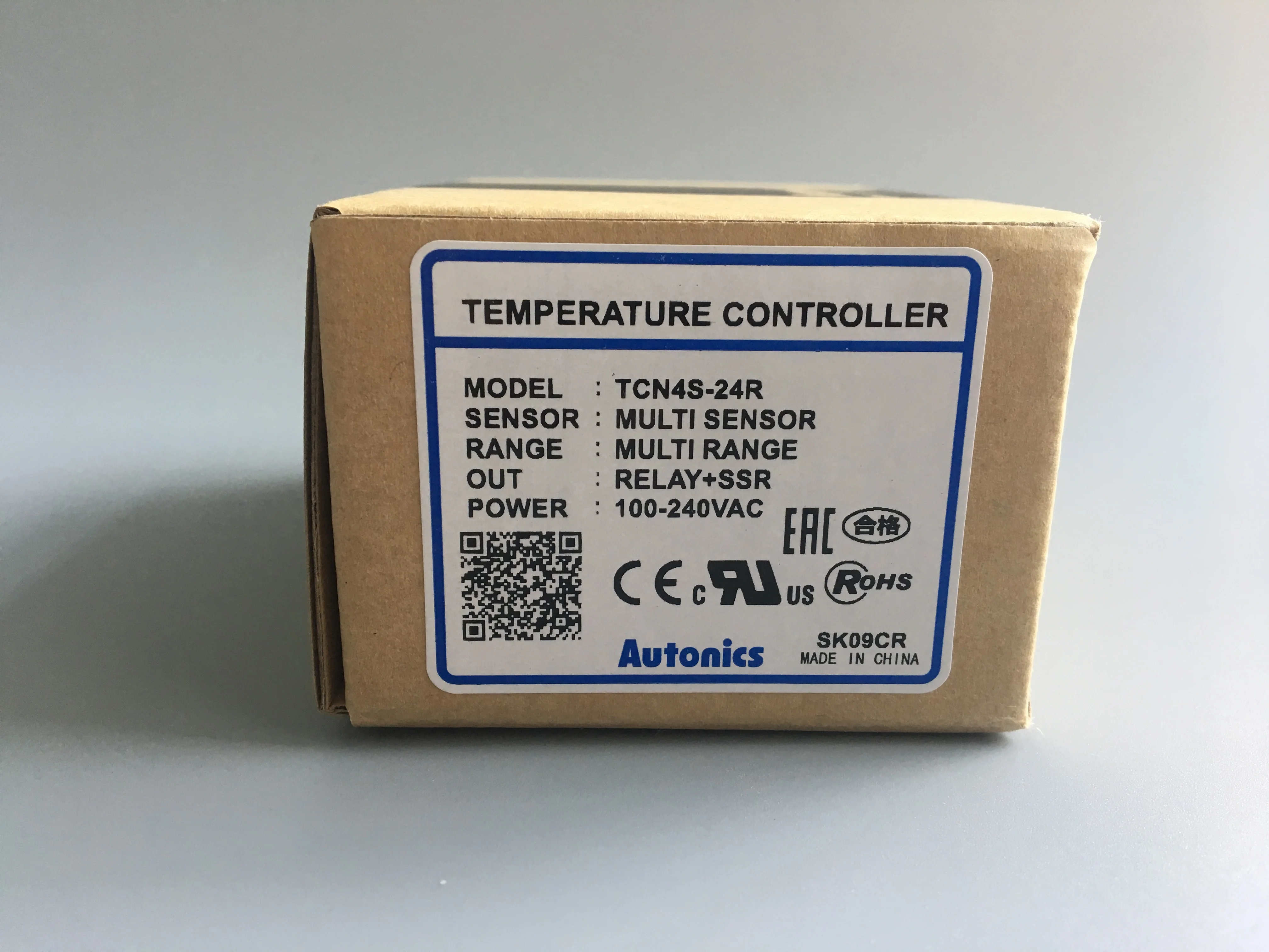 TCN4S-24R Autonics Temperature Controlle New & Original