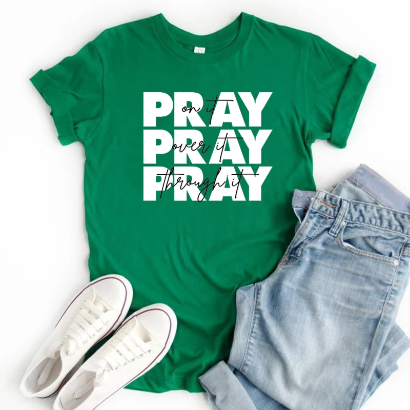 Tees cristãos religiosos para mulheres, Pray on It Shirt, Pray Over It Shirts, Roupas cristãs, Verso da Bíblia, Presentes Inspirados